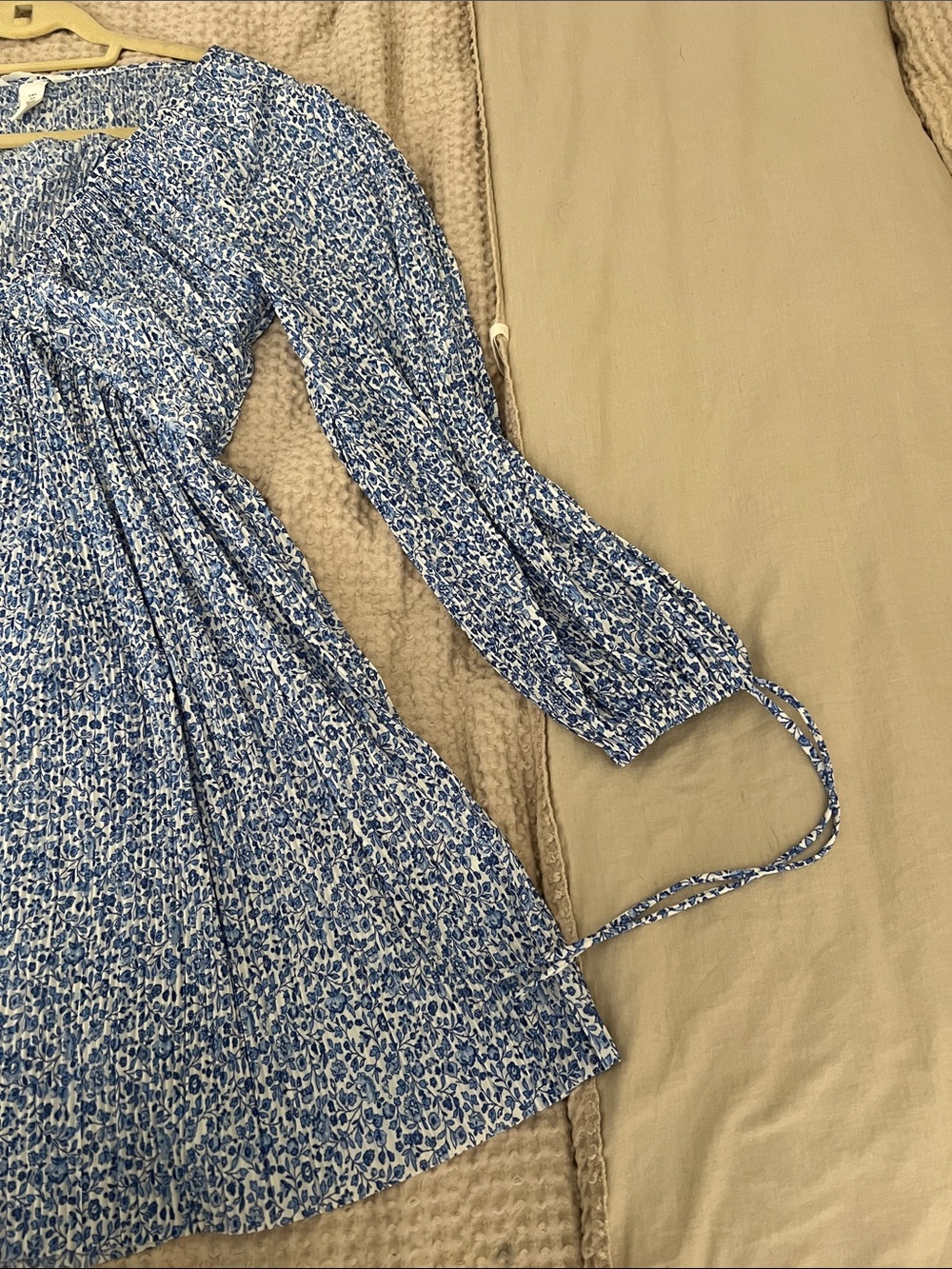H&M Blue Floral Long Sleeve Tunic Dress - Picture 7 of 8
